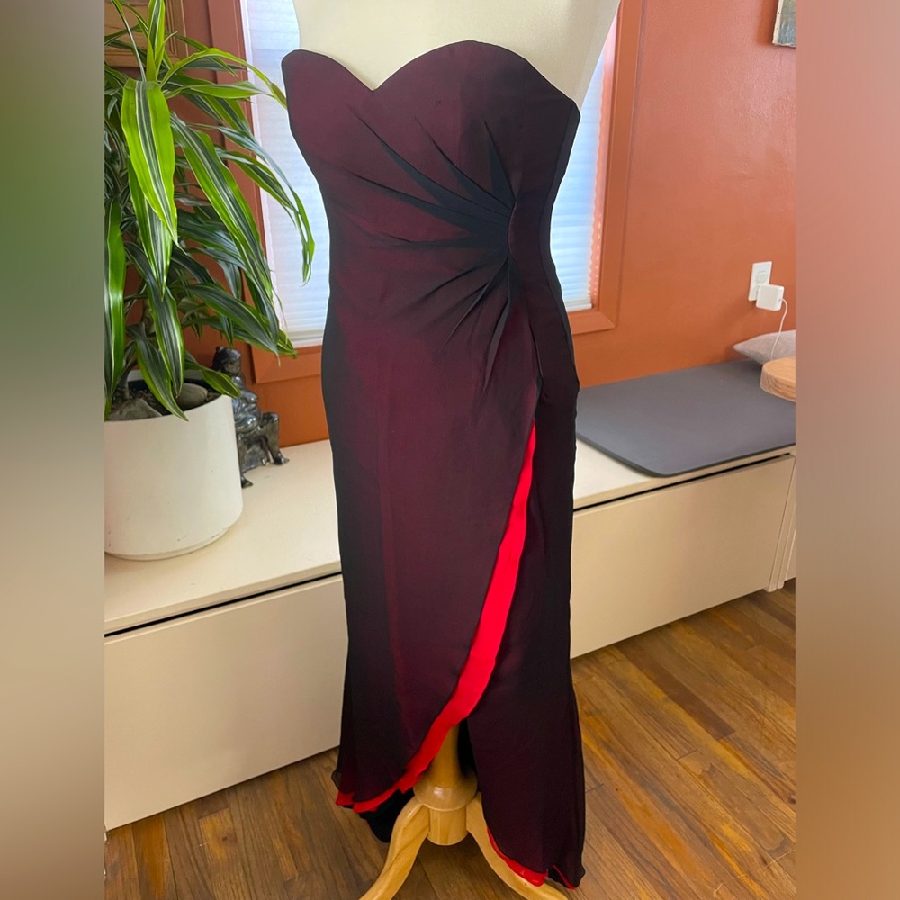 Caché Sz 4 Strapless Black and Red Dress